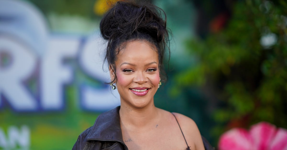A woman who shot at Rihanna’s house has been arrested - CTV News