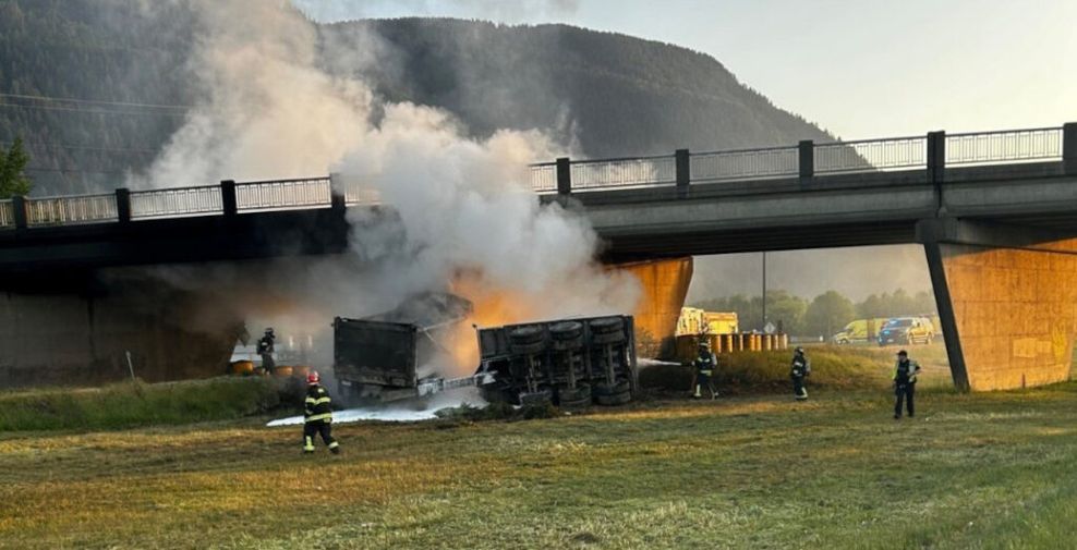 Abbotsford overpass crash