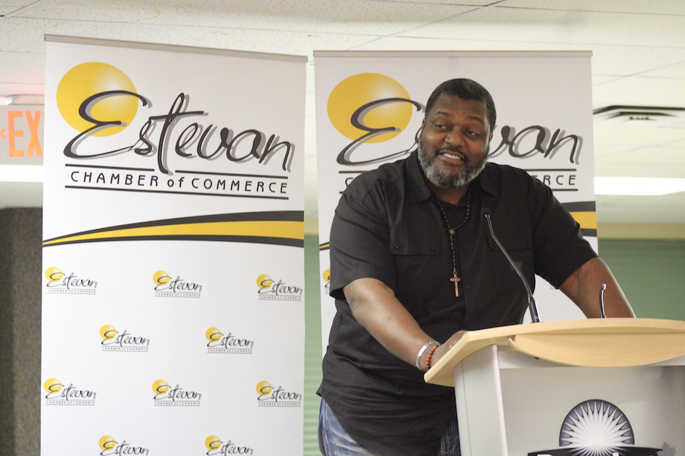 Former CFL lineman Belton Johnson speaks on perseverance at Farm Family event - DiscoverEstevan.com