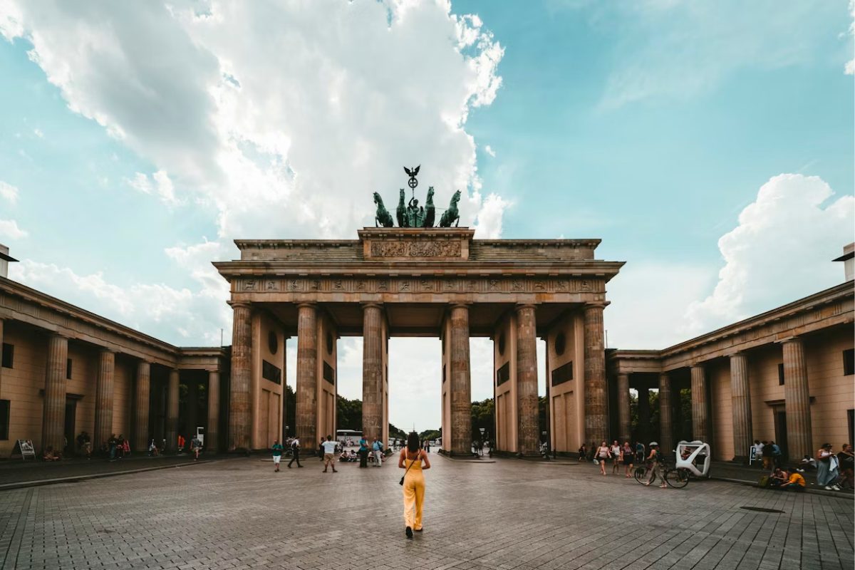 vancouver germany flights / travel deals