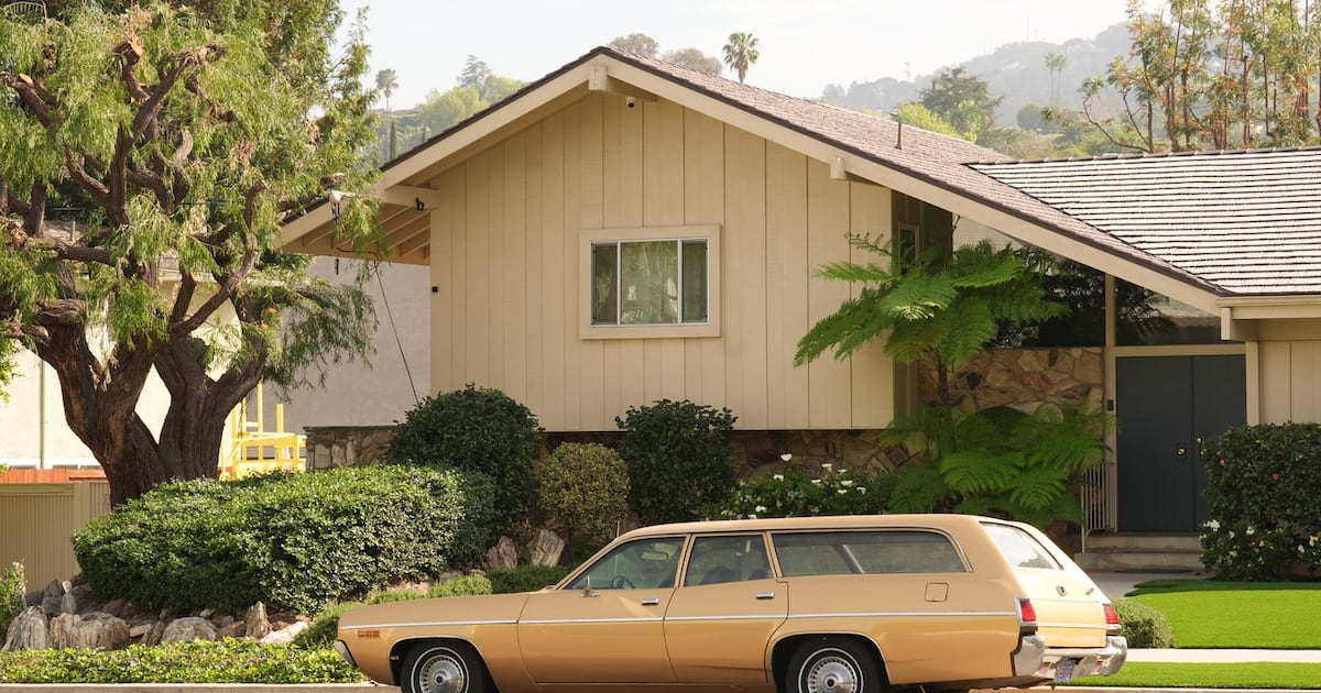 'Brady Bunch' house, used in exterior shots for the popular sitcom, gets LA landmark status - CTV News