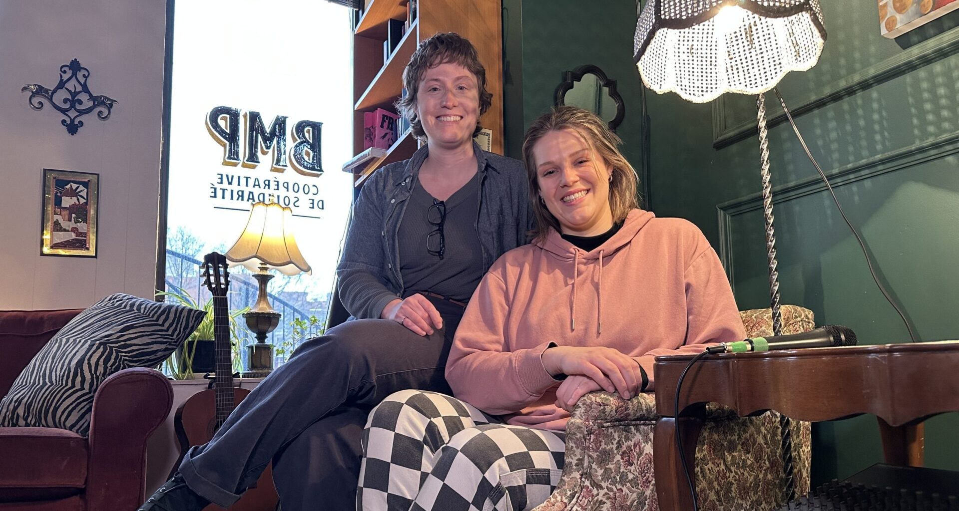 Montreal comedians raise funds for tenants' rights