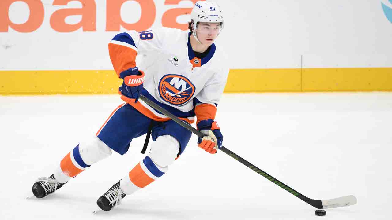 Islanders' Schaefer expecting huge support in Toronto vs. Maple Leafs