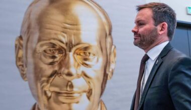 Support for Quebec sovereignty at 30-year low, according to new poll - Montreal