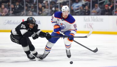 Oilers place forward Andrew Mangiapane on waivers