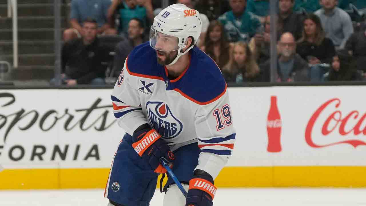 Henrique, Gostisbehere suffer injuries in Oilers-Hurricanes game