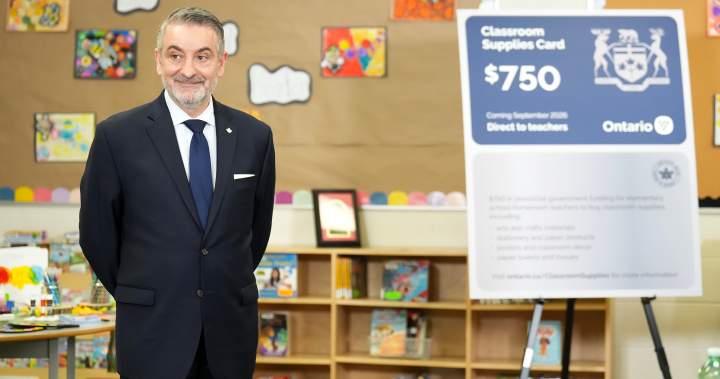 Ontario elementary school teachers getting $750 spending accounts for supplies