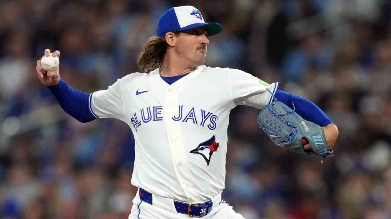 Kevin Gausman breaks Blue Jays' opening-day strikeout record