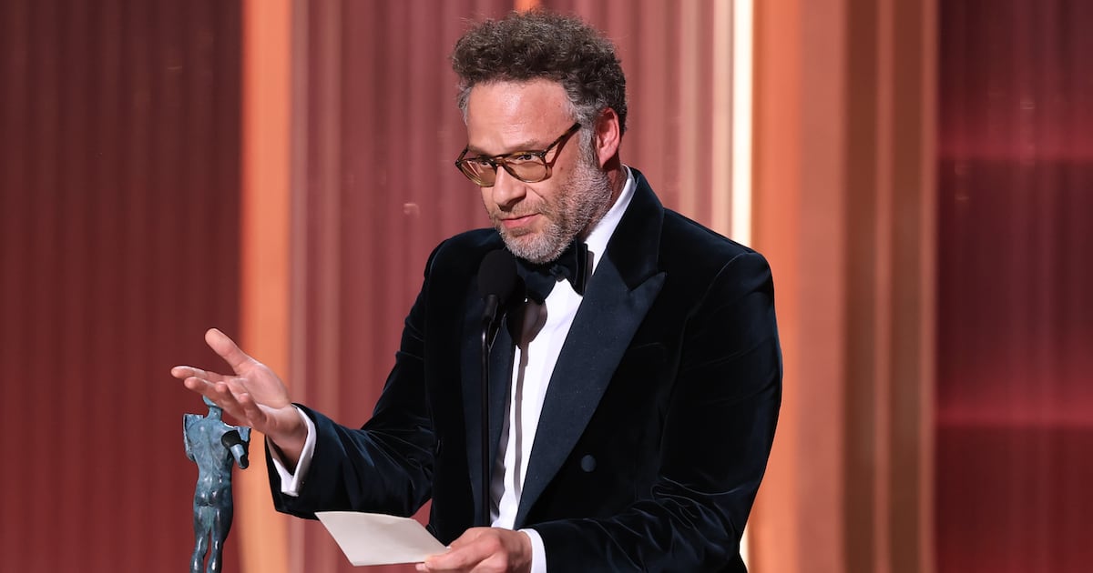 Seth Rogen Gets Emotional Accepting Award for Late Co-Star Catherine O’Hara