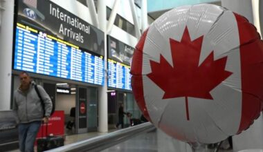 Canadian resident trips to U.S. plunge by 22% year over year - National