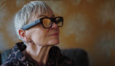 New AI Glasses for Dementia ‘Sees’ Objects With Labels Projected on Lenses to ‘Significantly’ Improve Lives