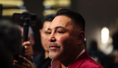 Image: De La Hoya says he’ll never work with Rick Mirigian again