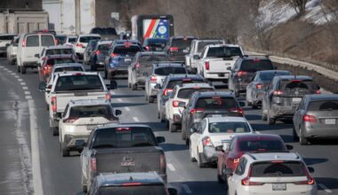 Battle over Ottawa’s new vehicle regulations heats up