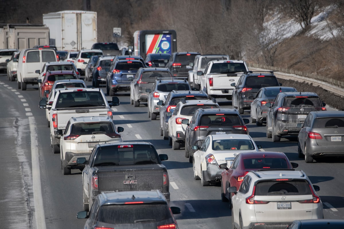 Battle over Ottawa’s new vehicle regulations heats up