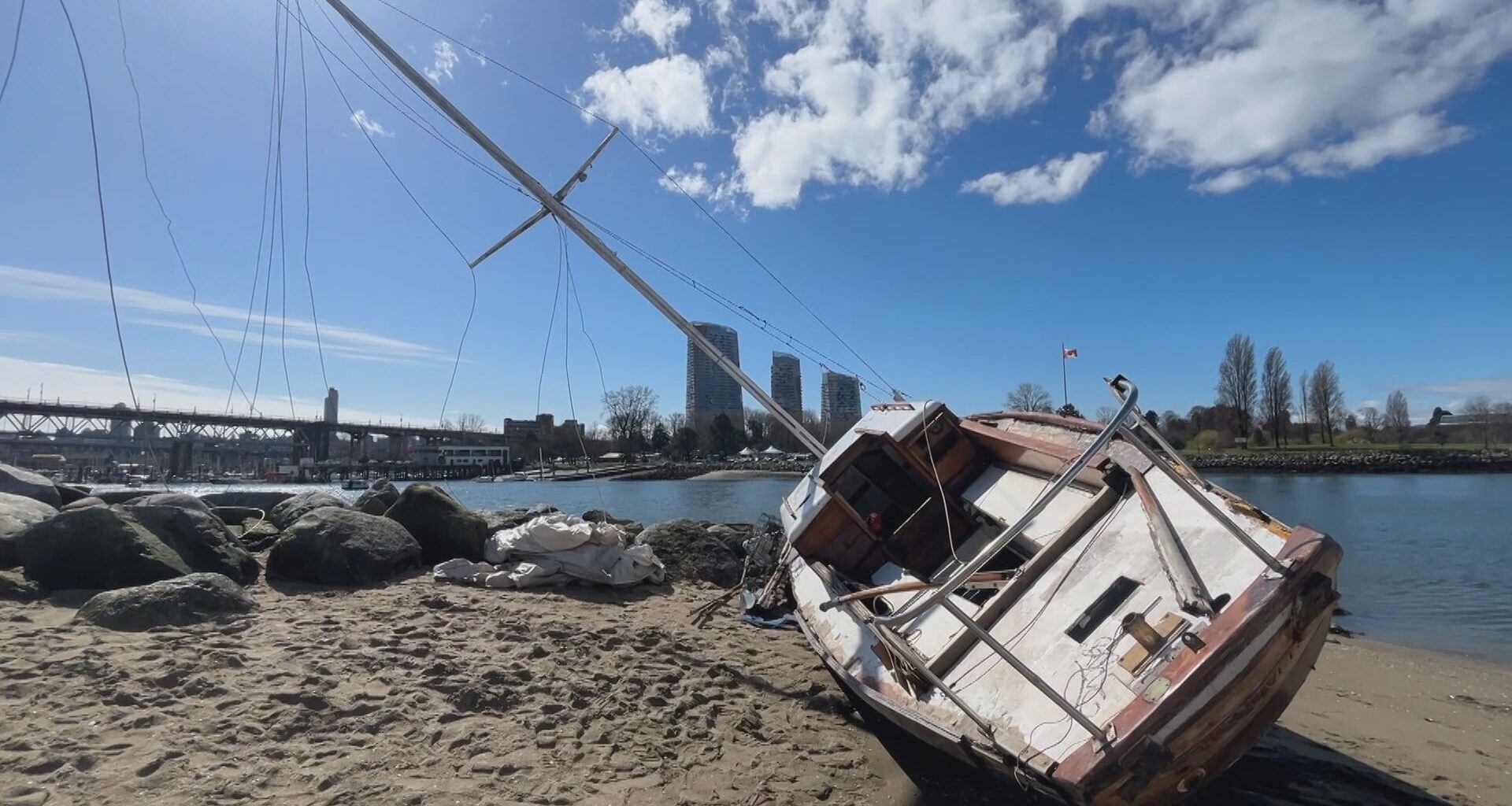 Washed-up boats in False Creek prompt safety concerns
