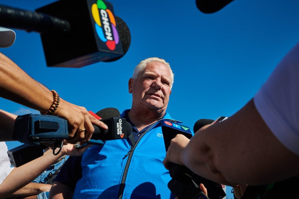 Ontarians will soon be allowed to 'BYOB' at outdoor public events