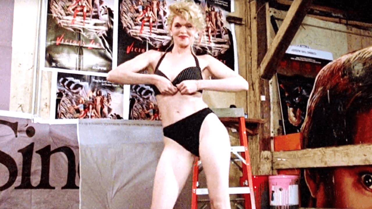 Raunchy, R-Rated Heist Comedy Is Too Funny For Its Own Good