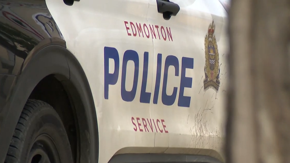 Edmonton police seek dashcam footage of 122 Ave collision injuring 2 teens