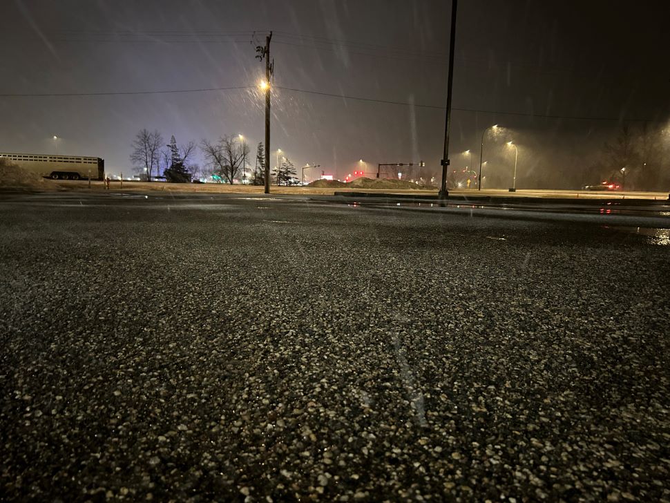 Southern Manitoba under freezing rain warning