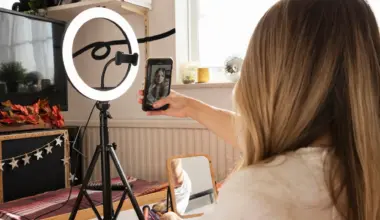 Facebook is offering creators money to post, here’s how Canadians can apply