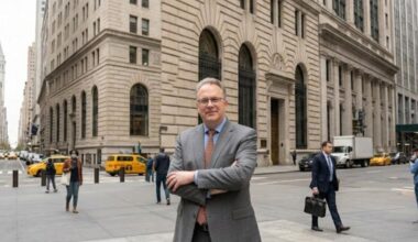 Fed's Williams speaking: Tariffs and Iran war will push headline inflation higher