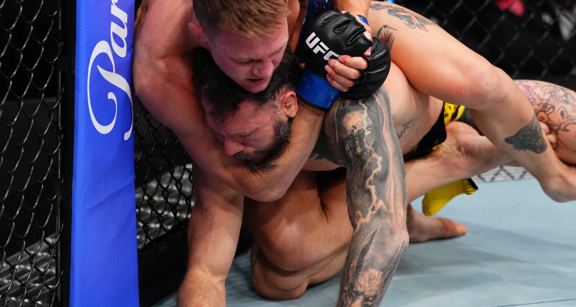 Stream UFC Fight Night on Paramount+