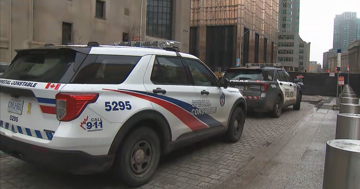 Man stabbed at Union Station, suspect in custody