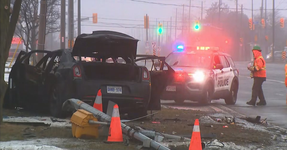 Toronto police investigating fiery Etobicoke car crash