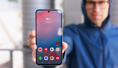 Galaxy S24 FE plunges below $450, undercutting the new Galaxy S26 by over $200