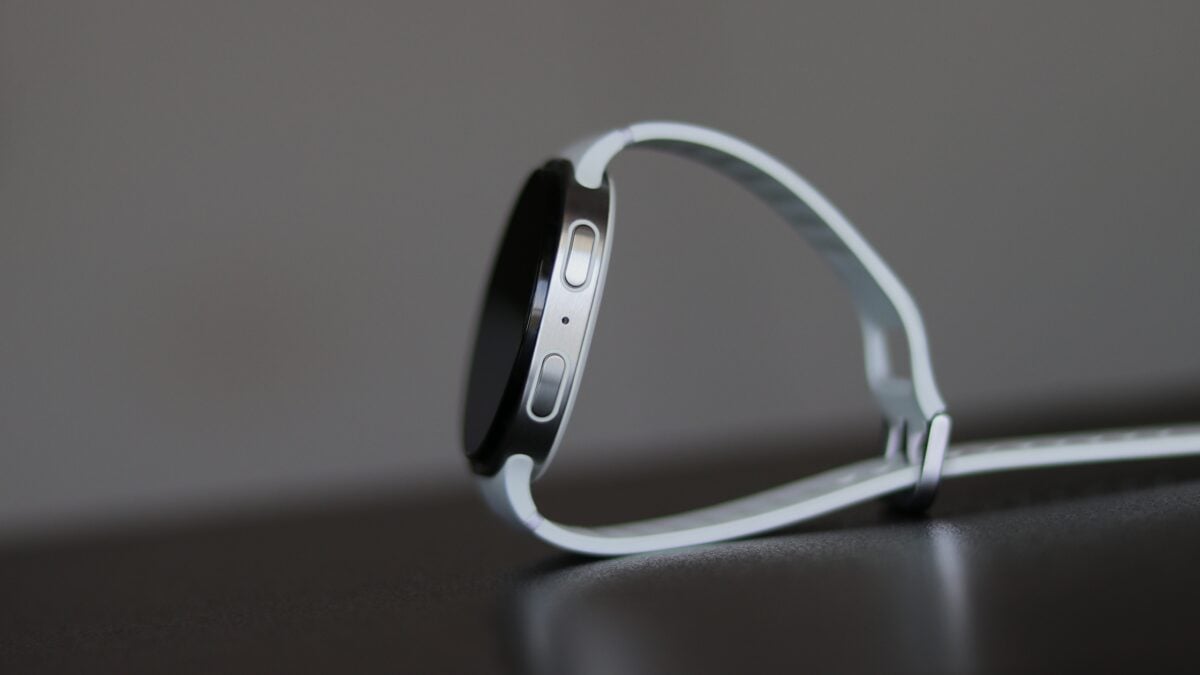 Samsung slashes Galaxy Watch prices in the UK with stackable discounts