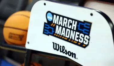 3 NBA greats pick the same national champion in NCAA Tournament image