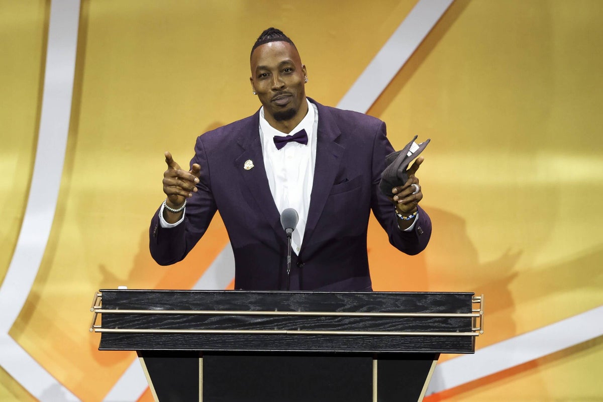 Dwight Howard announces retirement after 18 NBA seasons: ‘I’m taking off the cape’