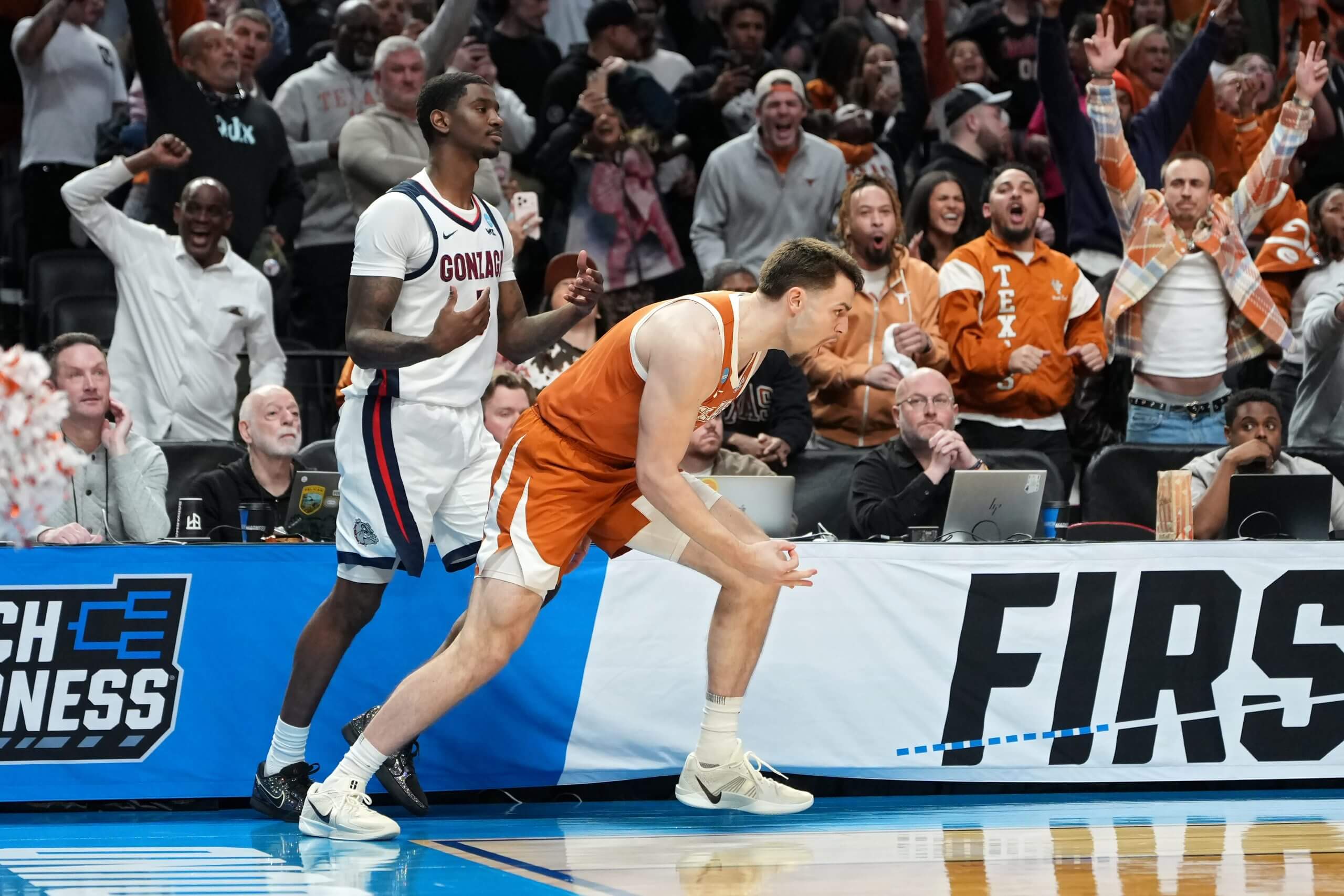 PORTLAND, OREGON - MARCH 21: Camden Heide #5 of the Texas Longhorns celebrates after making a shot against the Gonzaga Bulldogs during the second half in the second round of the 2026 NCAA Men's Basketball Tournament at Moda Center on March 21, 2026 in Portland, Oregon. (Photo by Soobum Im/Getty Images)