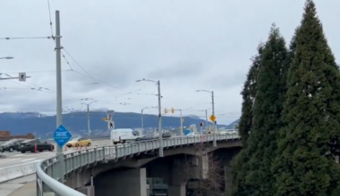 Council rejects motion to fast-track Granville Street Bridge safety barriers