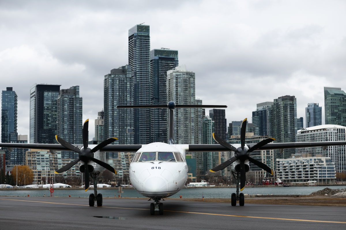 LaGuardia collision offers Doug Ford a cautionary tale about expanding Toronto’s Billy Bishop Airport