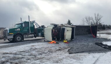 Downed power lines reported after ice and heavy winds in Ottawa
