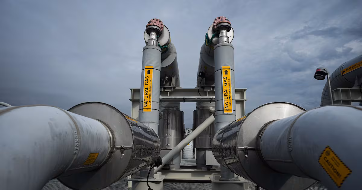 LNG Canada, Coastal GasLink sign pipeline deal, bringing projects closer to reality - CTV News