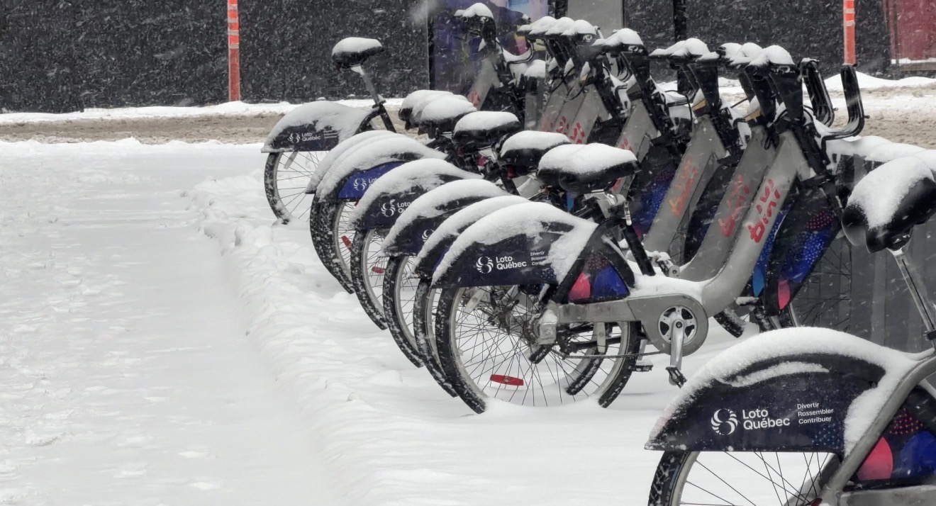 Snowy Sunday closes out the week in Montreal as wintry weather lingers