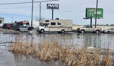 Spring flooding arrives to Edmonton businesses, frustrated by lack of action