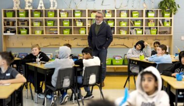 Ontario teacher, education worker unions call for contract talks to start early