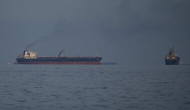 U.S. eases Russian oil sanctions but crude prices stay high