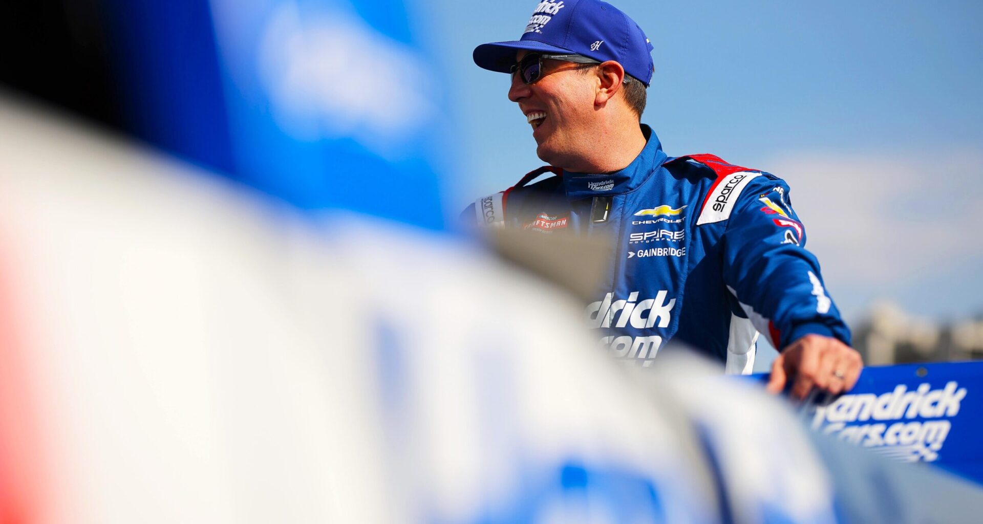 NASCAR driver Kyle Busch settles lawsuit