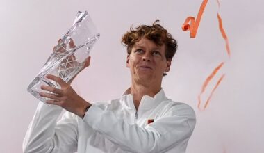 Jannik Sinner follows Aryna Sabalenka's lead with a 'Sunshine Double,' beating Jiri Lehecka in Miami Open final