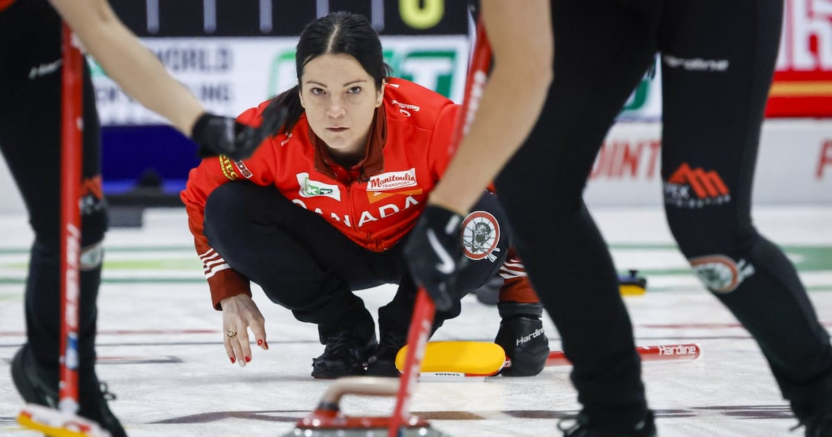 Canada’s Kerri Einarson tops Japan to advance to world curling semifinals