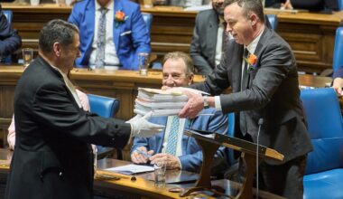 Manitoba plans improved health care, tax cuts despite projected $498-million budget deficit