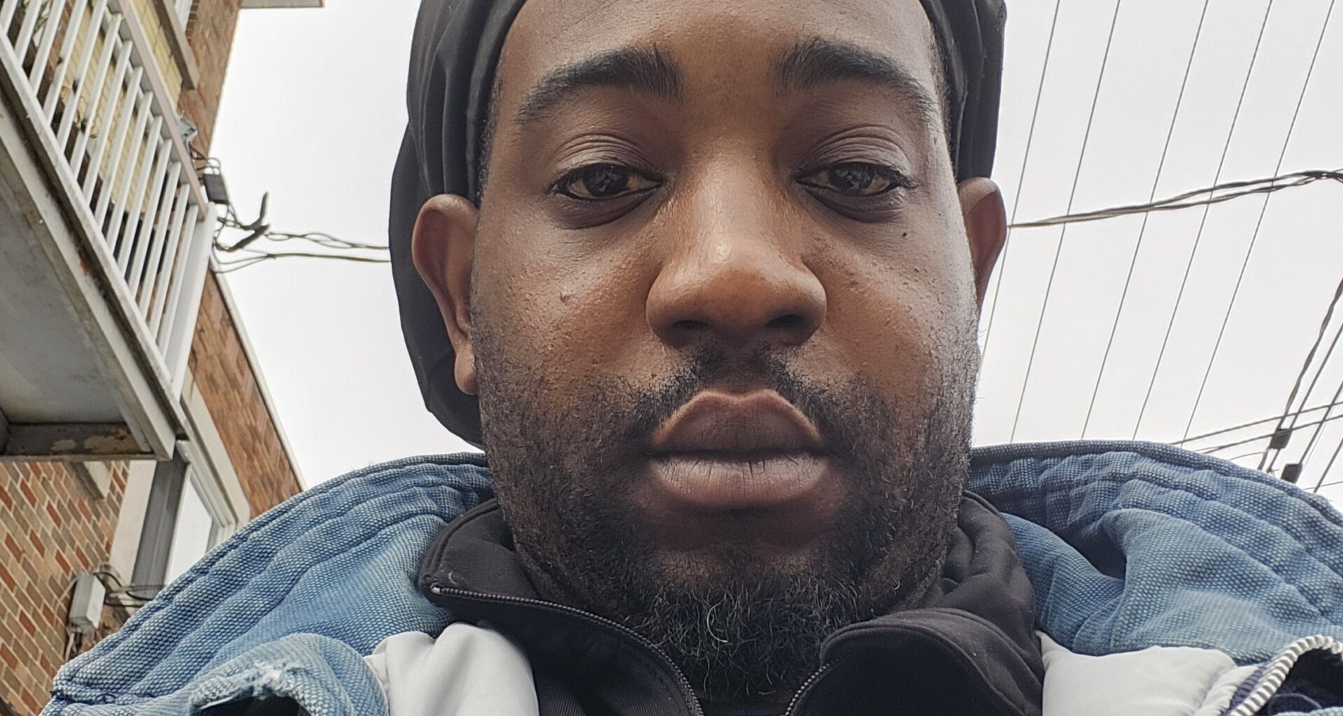 Montreal man allegedly detained hours by police, son in foster care
