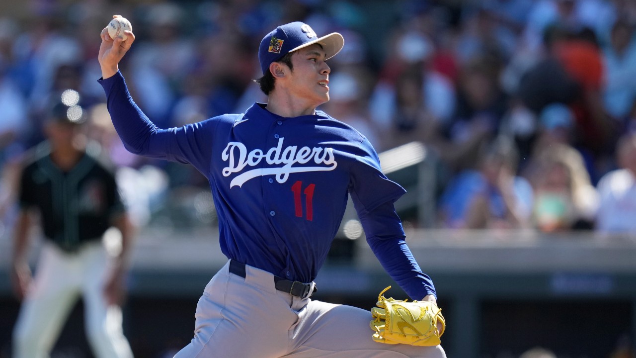 Dodgers' Sasaki struggles again in latest spring start