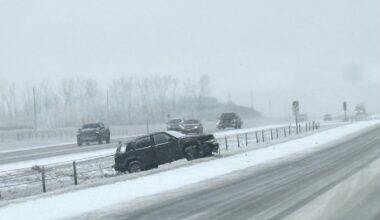 Calgary Police respond to 301 collisions yesterday - OkotoksOnline.com