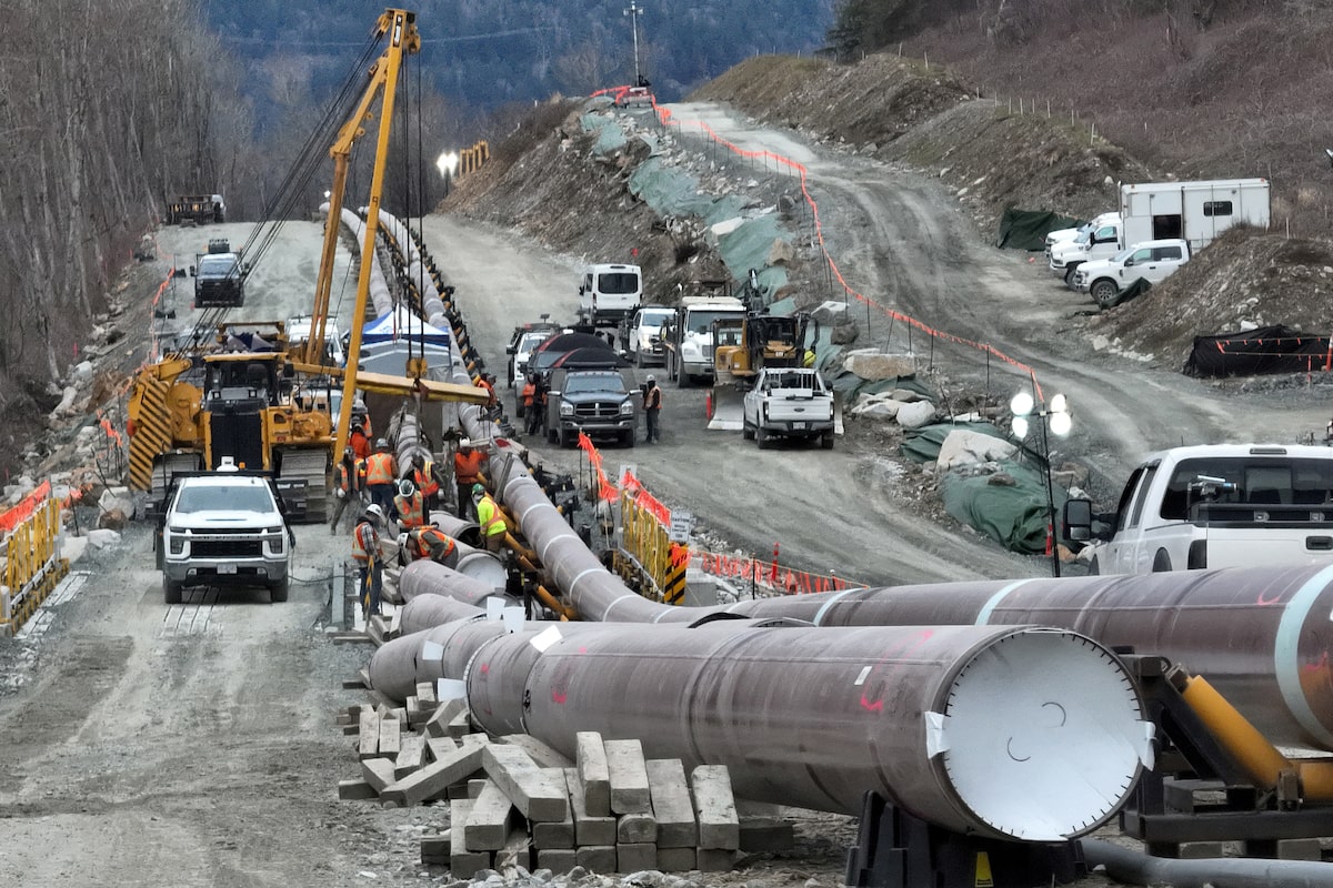 Price surge for Alberta crude from Trans Mountain expansion highlights need for new pipelines, think tank says