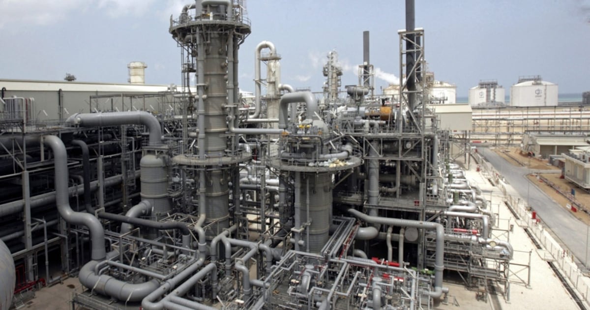 Iran to attack Gulf oil infrastructure after field hit